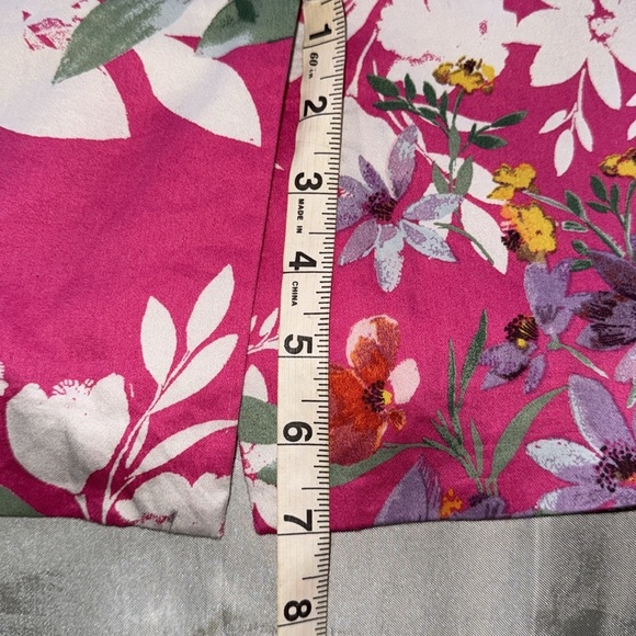 Van Heusen Studio Fuchsia Pink Cotton Sateen Floral Pencil Skirt Size 2 - Picture 10 of 12
